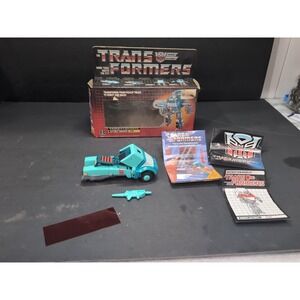 Transformers G1 Autobot Kup, Original Vintage‎ Toy with Gun & Box, Collectible